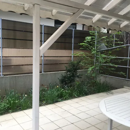 Cosy Near Herastru Park アパート ブカレスト