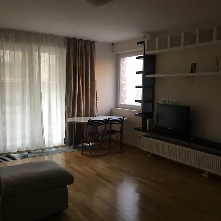 Cosy Near Herastru Park Apartment Bucharest